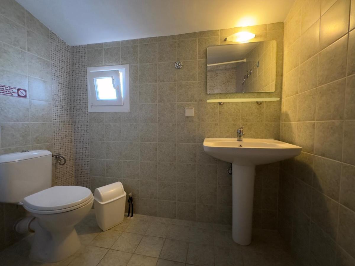 Anna Rooms Nea Vrasna Exterior photo